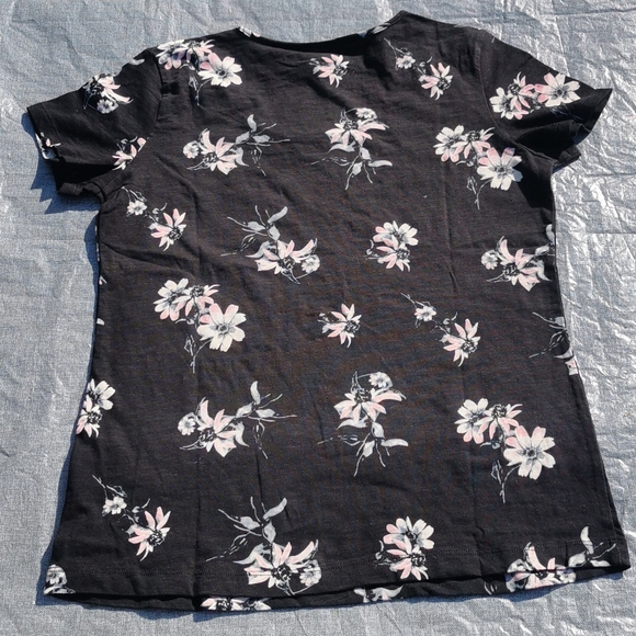 NICOLE MILLER SMALL New  floral t shirt tee shirt  short sleeves NWT Scoop Neck - Picture 15 of 15